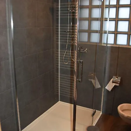Vakantiehuis Duindistel بيت للعطل *
